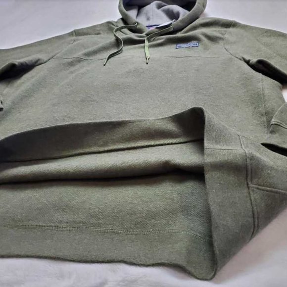 NEW XL VINEYARD VINES SALTWATER FLEECE HOODIE IN SURPLUS GREEN SWEATER - Picture 5 of 8